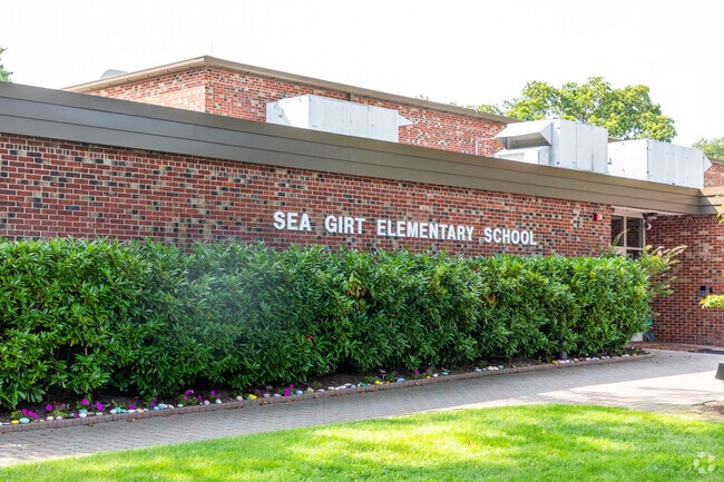 Sea Girt Elementary School in Sea Girt, NJ.