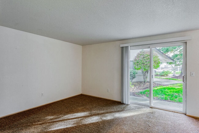 Parkmeadow Apartments, Keizer, OR 97303 - photo 4