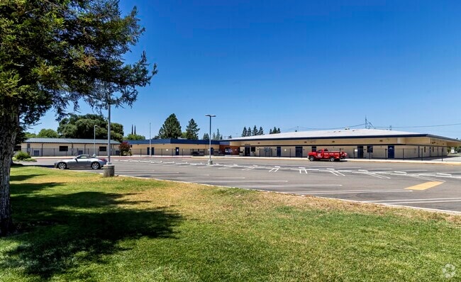 Prescott Junior High School offers courses across several buildings.