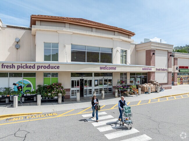 North Canaan residents have easy access to groceries at Stop & Shop supermarket in town.