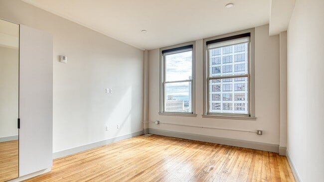 Marshall Floorplan Oversized Windows