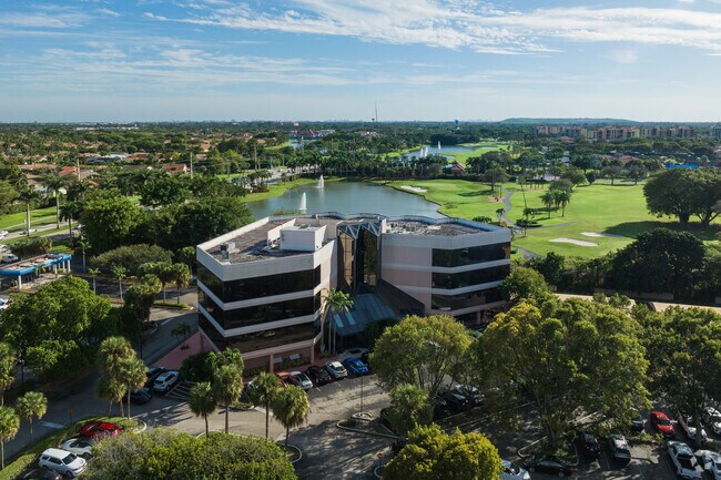Salt Academy is located in West Boca Raton.