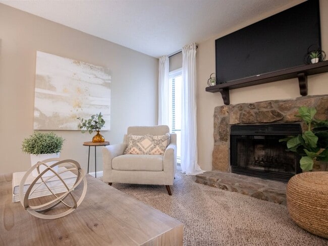 Avenues at Holcomb Bridge, Peachtree Corners, GA 30092 - photo 7