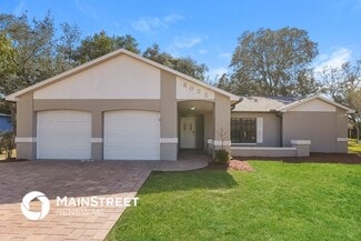 8055 Wooden Dr, Spring Hill, FL 34606