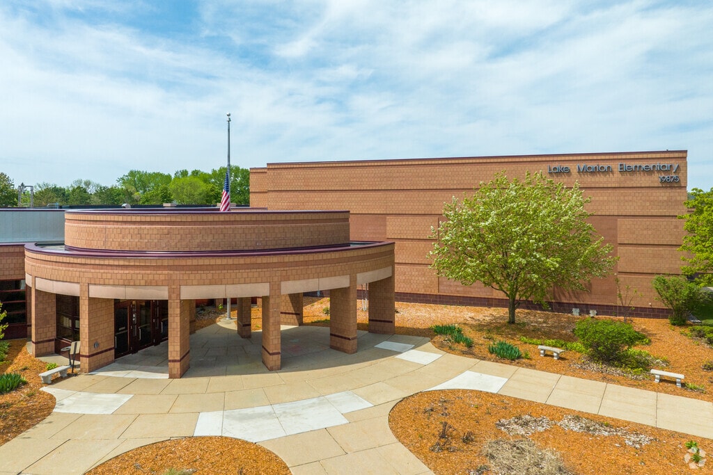 Lake Marion Elementary serves grades K-5 with a student-teacher ratio of 15 to 1.