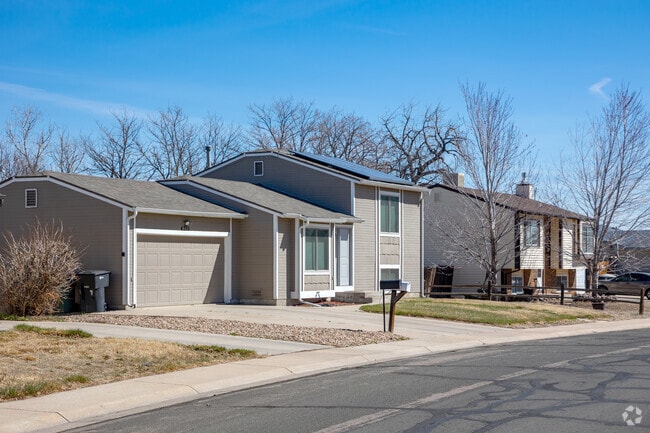 Despite its proximity to the busy streets, the Briar Ridge neighborhood is mostly quiet.