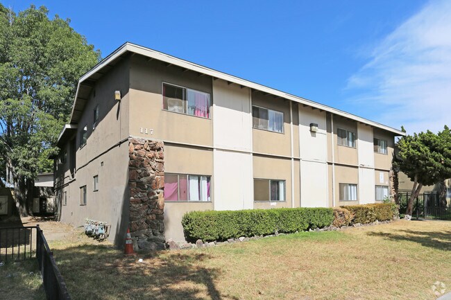 117 E. Leatrice, Anaheim, CA 92802 - photo 2