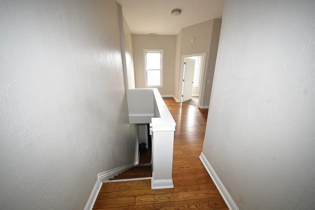 746 Columbia St, Newport, KY 41071 - photo 2