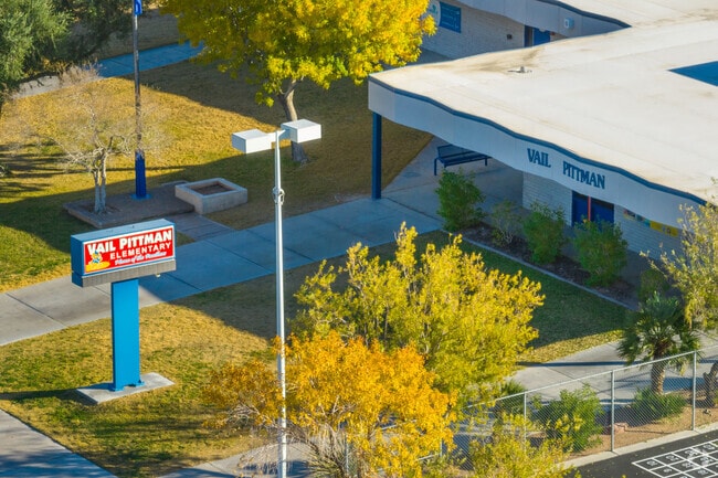 M  J  Christensen Elementary School Photo 5