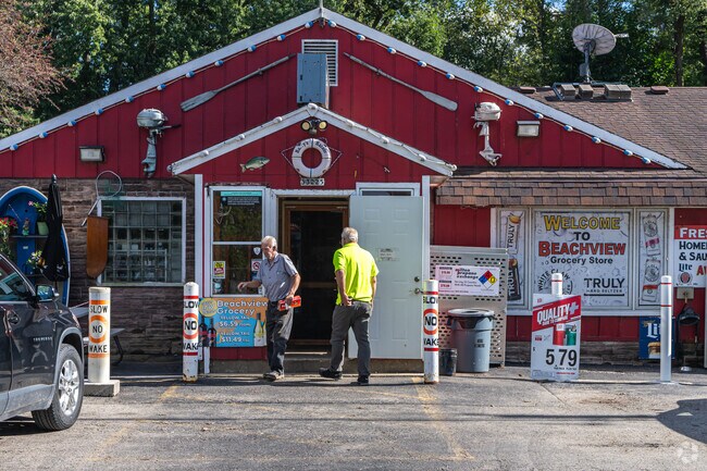 Locals can grab essentials at the community grocery store, Beachview Grocery.