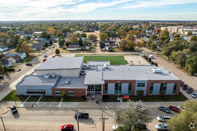 Lincoln Elementary School has a large turf field for kids to enjoy.