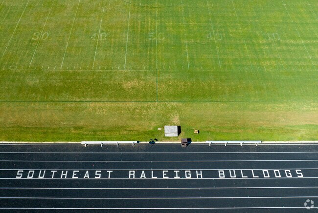 South Raleigh’s Southeast Magnet High School rallies behind the Bulldogs mascot.