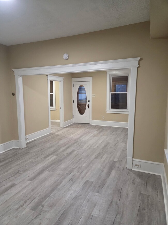 1116 Ashley St, Wilkes Barre, PA 18706