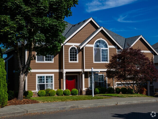 Ideal family home located in Lakeland Hills.