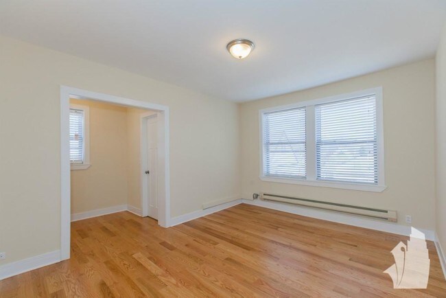 4546 N Damen Ave unit 411, Chicago, IL 60625 - photo 5