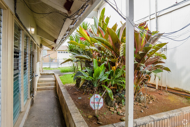 Windward Nazarene Academy is a place where students grow and thrive surrounded by nature.