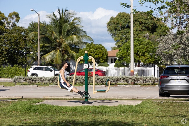 Gladeview offers an open air gym to its patrons.