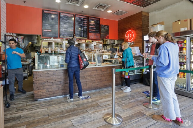 Bethesda Bagels is the go-to spot near the Bannockburn neighborhood.