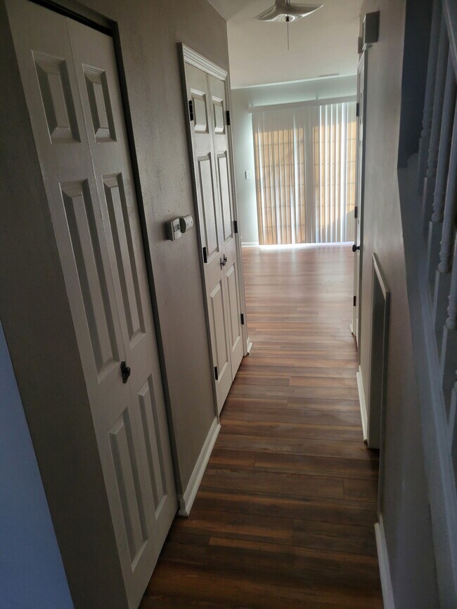 4 Sycamore Row, Springfield, IL 62702 - photo 4