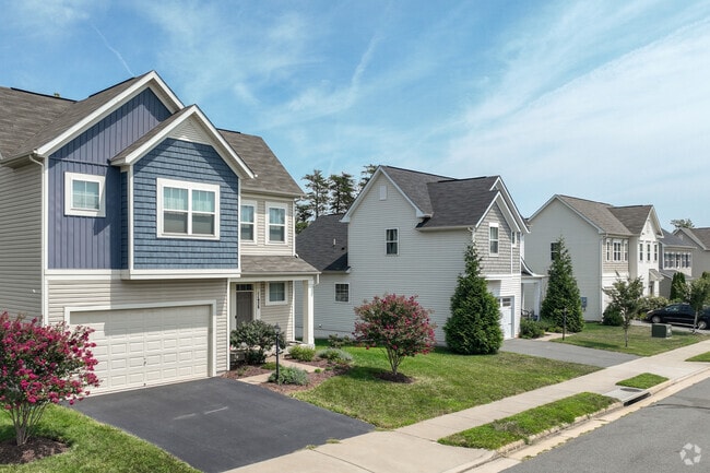 Curb appeal makes walking the Villages At Saybrooke neighborhood a treat.