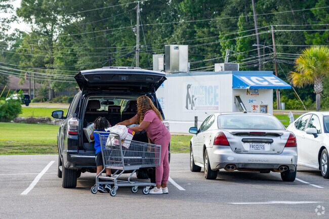 Residents frequently shop at the corner market in Jamestown-Lincoln for their convenience.