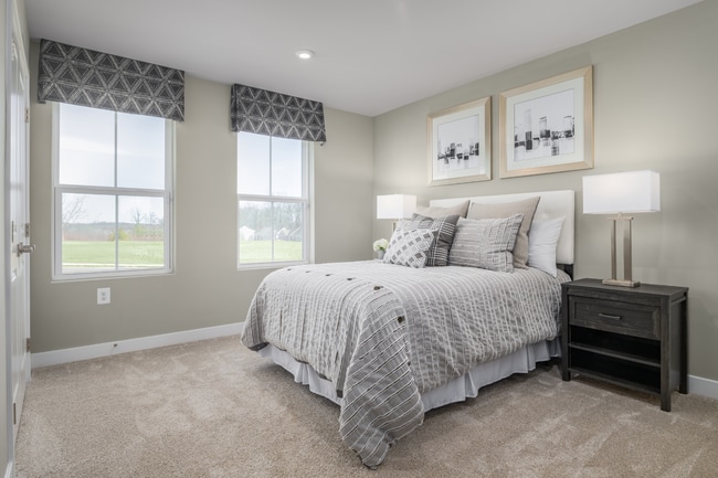 2264 Stony Creek Dr, Whitestown, IN 46075 - photo 6