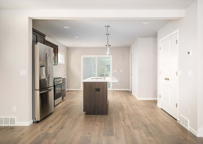 9252 Gentle Feather Rd, Verona, WI 53593 - photo 4