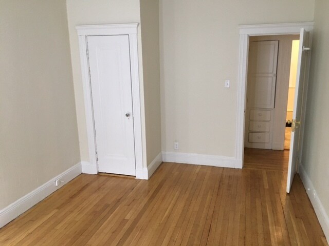 108 Washington St unit 4, Boston, MA 02135 - photo 3