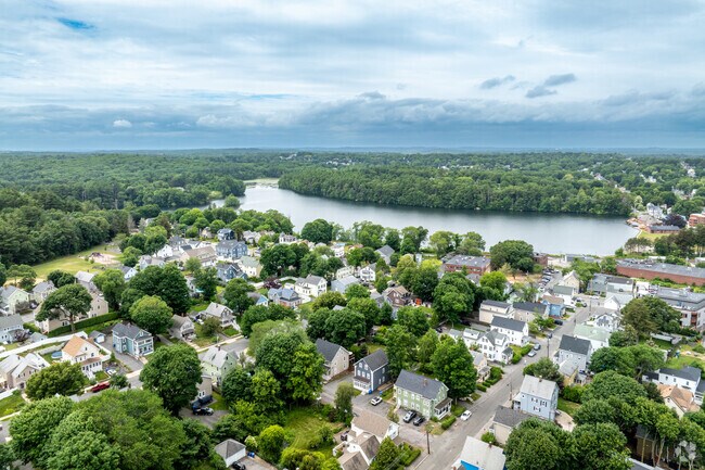 The East Side neighborhood of Wakefield is close to the Crystal Lake area with it's stunning views.