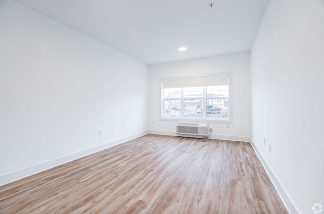 21 Lakeside Ave unit 1, Pompton Lakes, NJ 07442 - photo 3