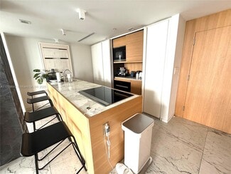 90 Alton Rd, Miami Beach, FL 33139