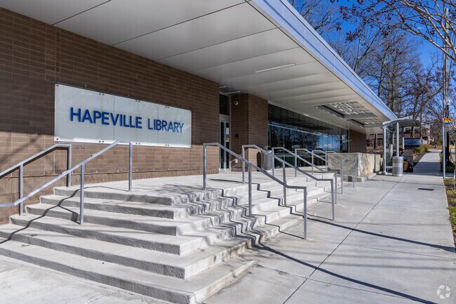 Hapeville residents can visit the Hapeville public library.