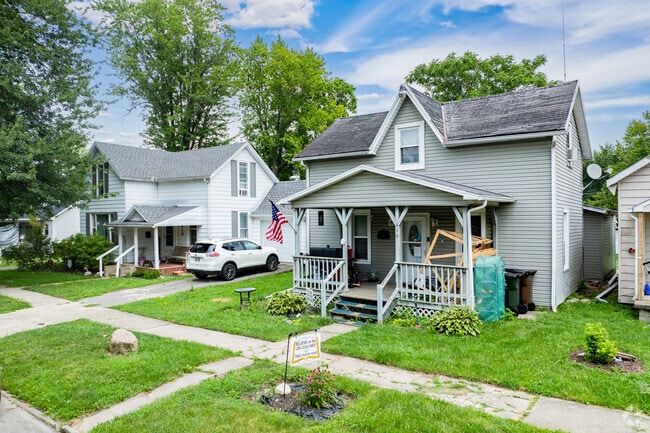 Home prices in Kenton range from $100,000 to $430,000 depending on size and location.