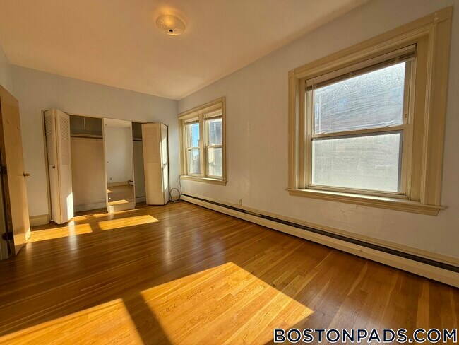 16 Winchester St unit 3, Brookline, MA 02446 - photo 7