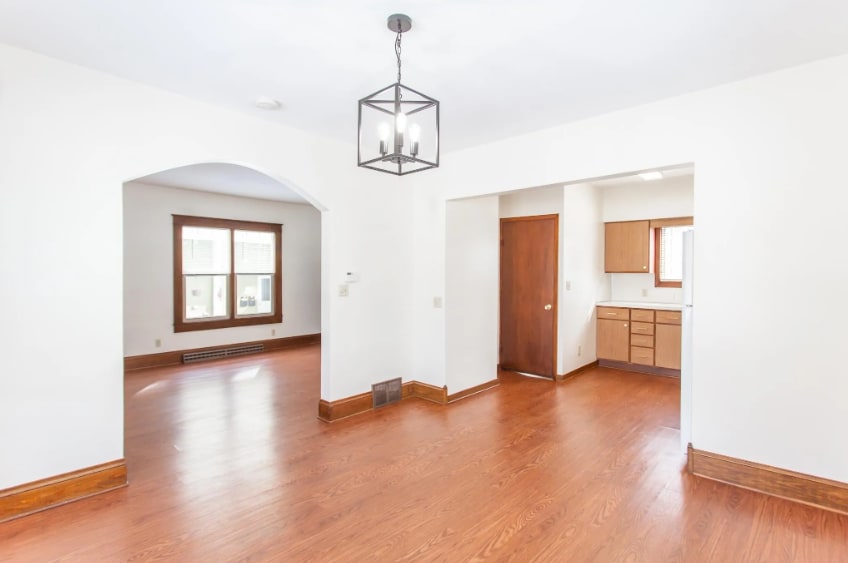 1610 17th Ave, Monroe, WI 53566 - photo 1