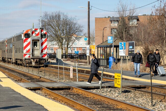 The Morton Grove Metra train makes commuting to the city of Chicago a breeze for residents.
