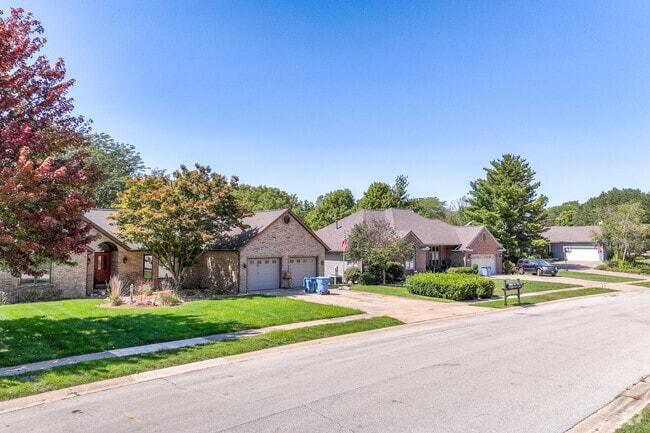 Harrison Park homes date back to the late nineteen eighties, including low-slung ranch styles.