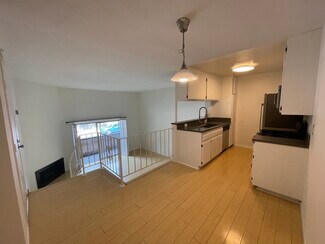 5500 Lindley Ave Unit 110, Encino, CA 91316