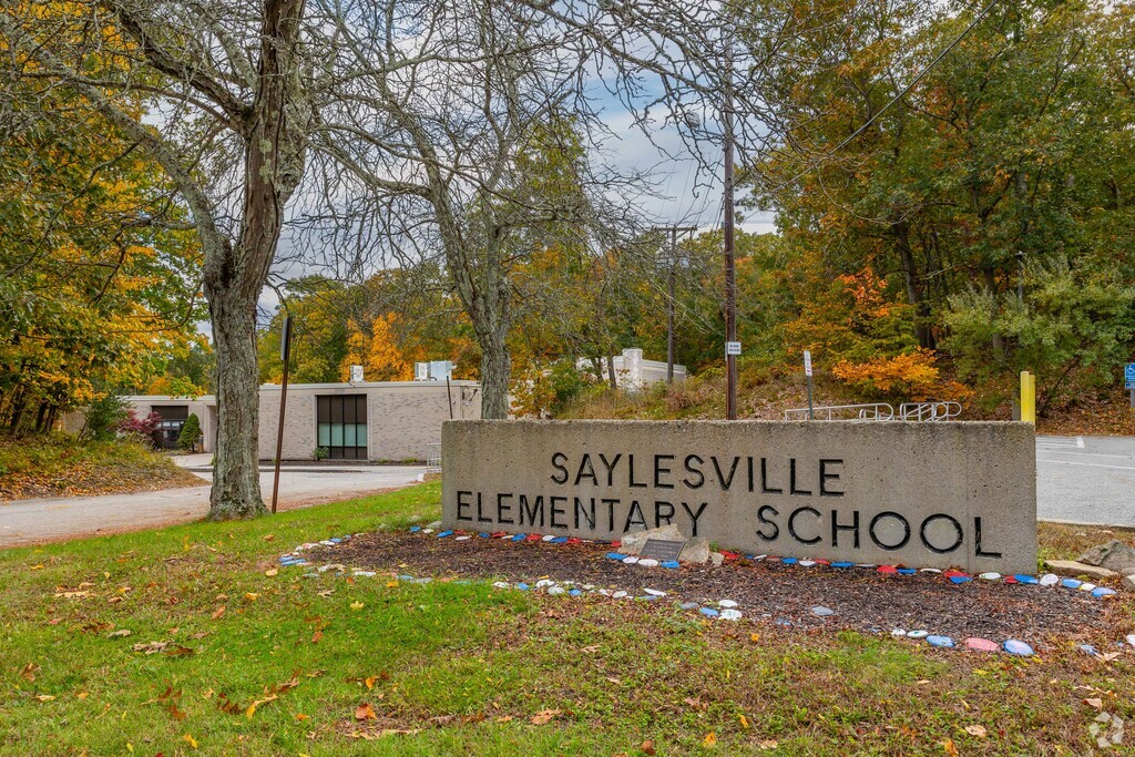 Saylesville Elementary School enrolls almost 300 students in Lincoln, RI.