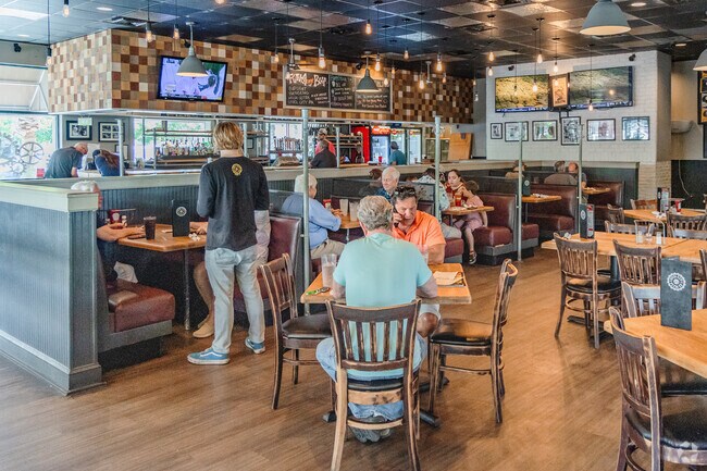 Steel City Pizza in Mount Pleasant is a great family restaurant with amazing pizza.