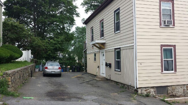 19 Nichols St unit 19 Nichols ST unit, Salem, MA 01970 - photo 6