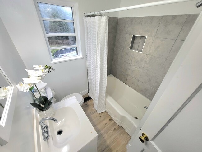 110 Astor St, Warner Robins, GA 31093 - photo 5