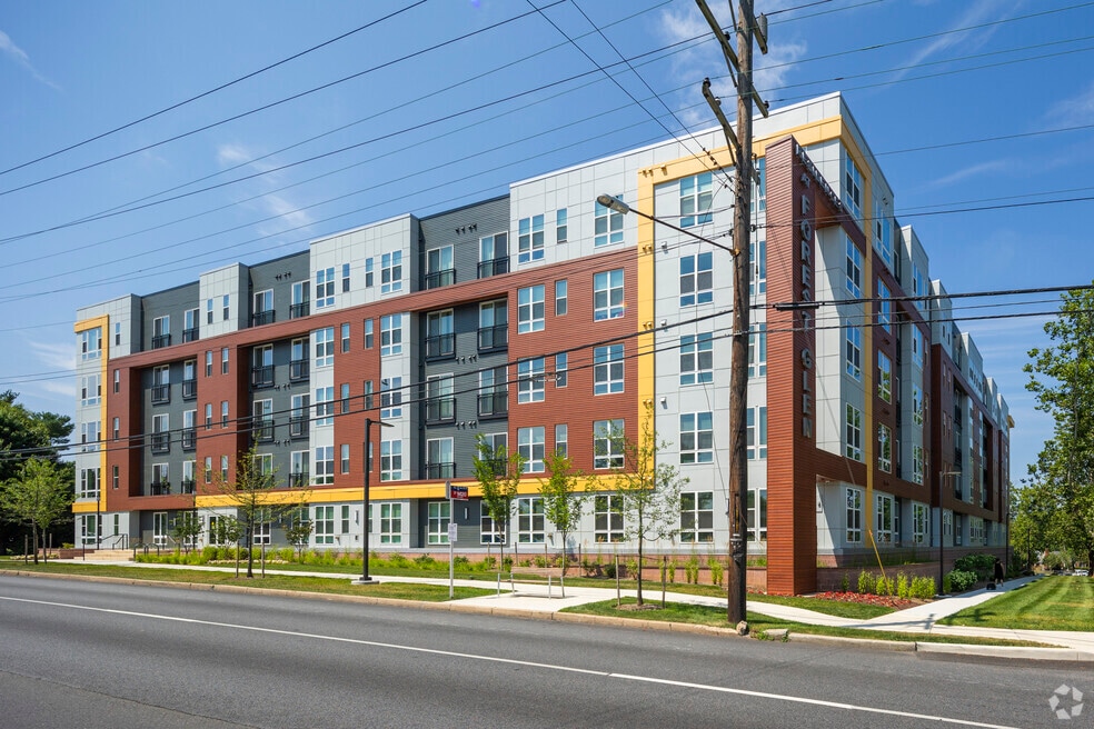 The Residences at Forest Glen