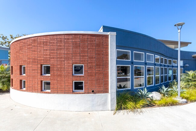 The beautiful 
 architecture of the Cardiff Elementary School in Encinitas.