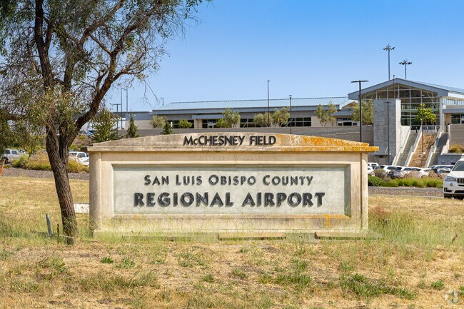 Islay residents enjoy the convenient location of the nearby San Luis Obispo County airport.