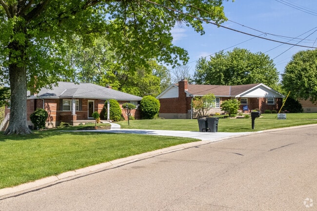 The median price of a home in West White Oak is around $305,000.