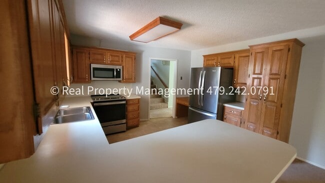 106 Oak St, Arkoma, OK 74901 - photo 5