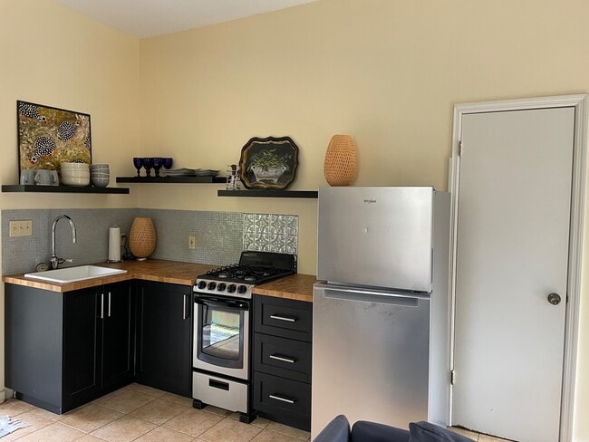 624 W College Ave unit Cottage, Decatur, GA 30030 - photo 6