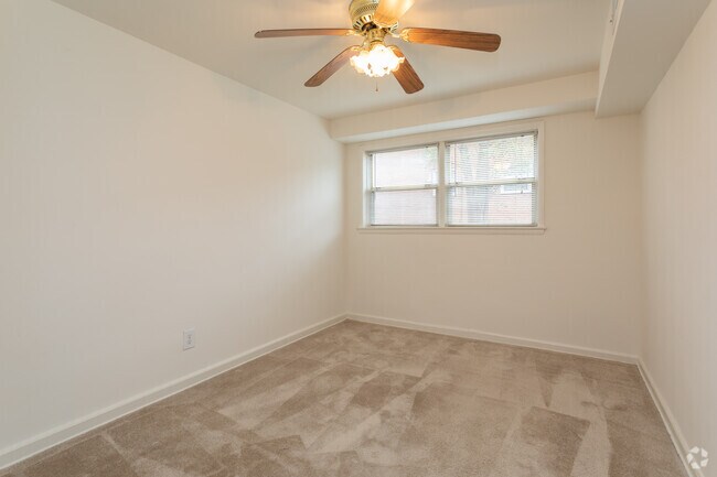 Park Georgetown, Arlington, VA 22209 - photo 7