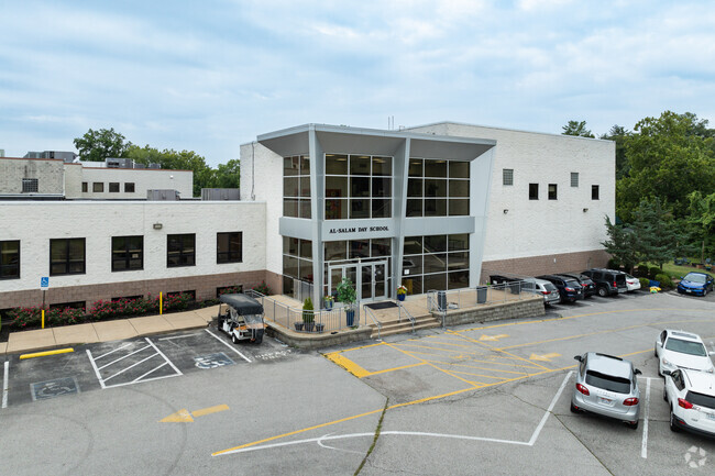Al-Salam Day School aligns with Missouri state standards.